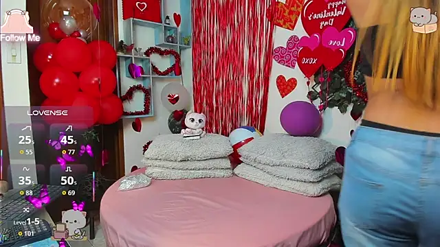 Snapshot of DestinyHills chatting on February 27, 2026, 11:54 am DestinyHills online show from February 27, 2026, 11:54 am