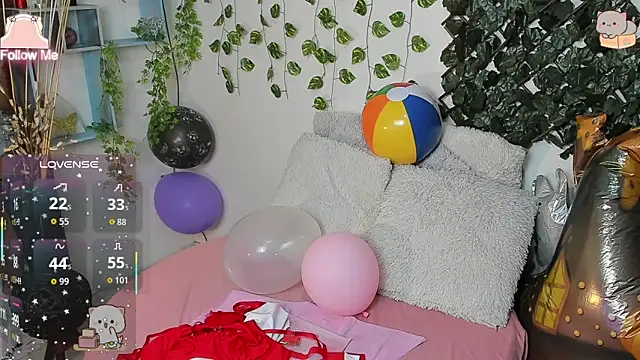 Snapshot of DestinyHills chatting on February 12, 2026, 1:49 am DestinyHills online show from February 12, 2026, 1:49 am