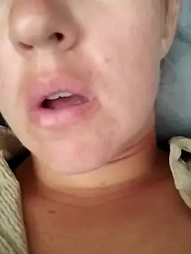 Mllesha74000 online show from September 10, 2025, 2:49 pm