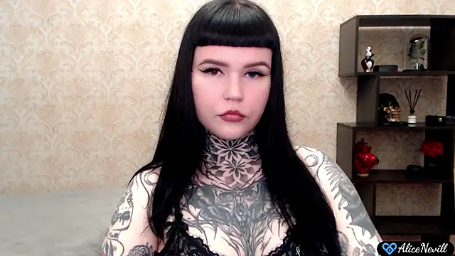 alicenevill online show from July 7, 2026, 1:25 pm