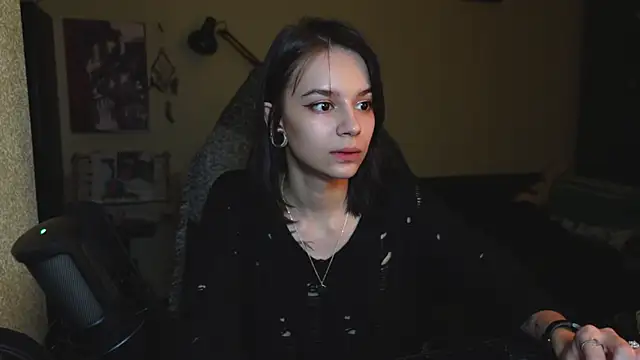 Snapshot of alyssa_sweet chatting on March 17, 2025, 2:19 am alyssa sweet online show from March 17, 2025, 2:19 am