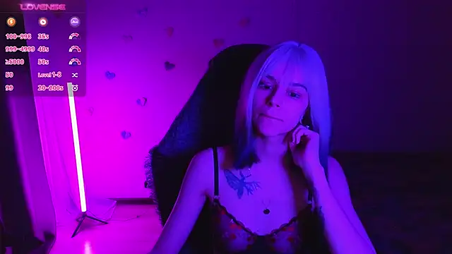 Snapshot of alyssa_sweet chatting on February 12, 2025, 4:33 am alyssa sweet online show from February 12, 2025, 4:33 am