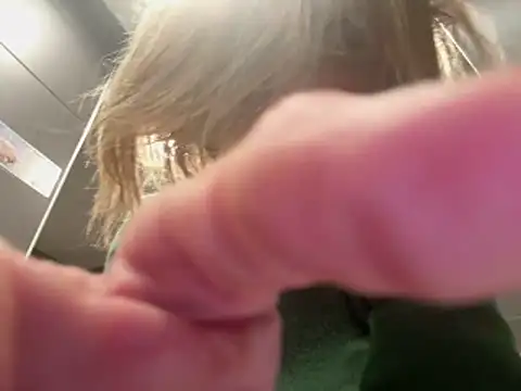 MissKittyPussxh online show from December 14, 2025, 7:08 pm