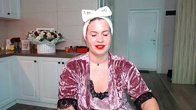 HotTiffani online show from September 13, 2025, 5:07 am