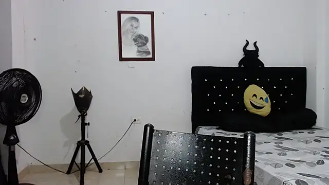 Snapshot of venuz_mendoza20 chatting on October 17, 2025, 9:38 pm venuz mendoza20 online show from October 17, 2025, 9:38 pm