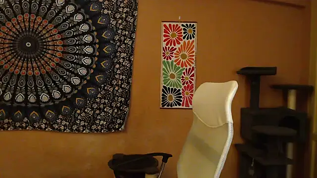 IntimateTales online show from February 13, 2025, 5:33 pm