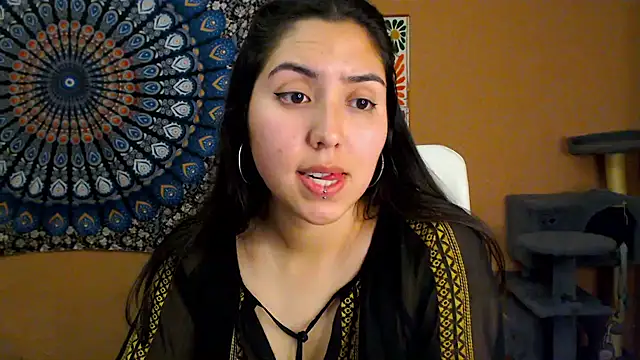 IntimateTales online show from November 27, 2025, 10:32 pm