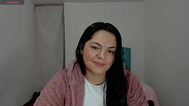Snapshot of Anal_Milky_Momma chatting on March 19, 2025, 1:40 pm Anal Milky Momma online show from March 19, 2025, 1:40 pm