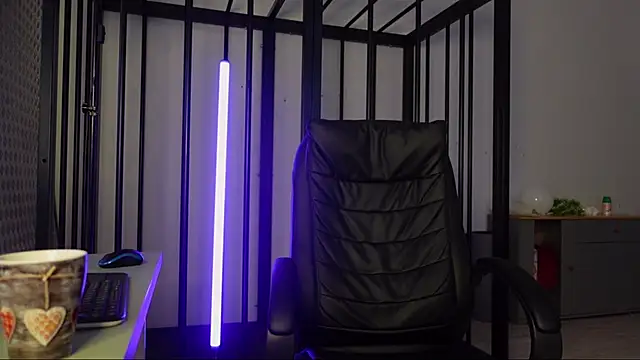 Snapshot of Tommy_Burnz chatting on January 18, 2025, 7:38 am Tommy Burnz online show from January 18, 2025, 7:38 am