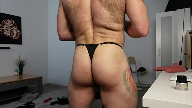 Snapshot of Tommy_Burnz chatting on September 9, 2025, 7:51 am Tommy Burnz online show from September 9, 2025, 7:51 am