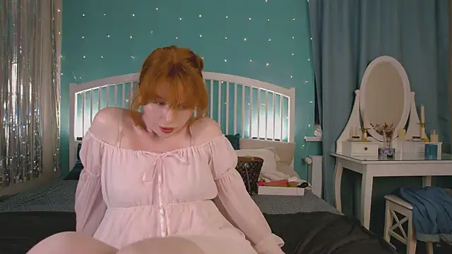 GingerArin online show from May 26, 2026, 12:58 pm