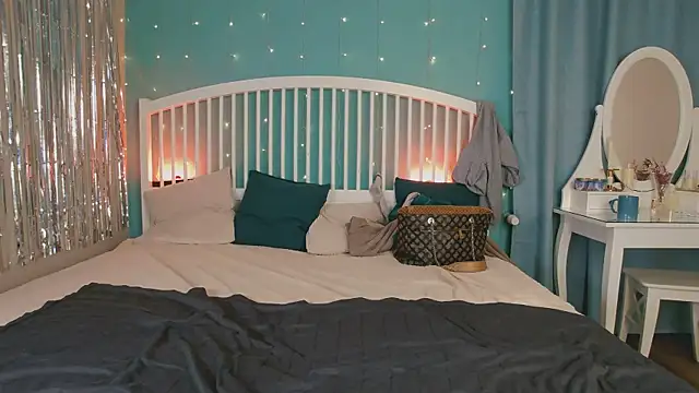 GingerArin online show from March 29, 2026, 11:56 am