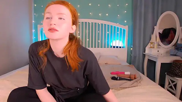 GingerArin online show from November 22, 2025, 12:48 pm