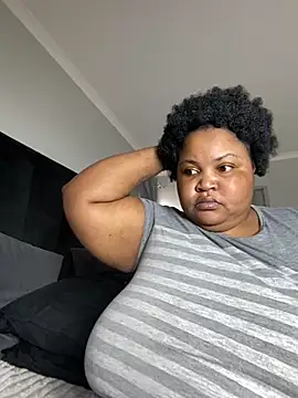 MissLola27 online show from November 24, 2025, 10:37 am