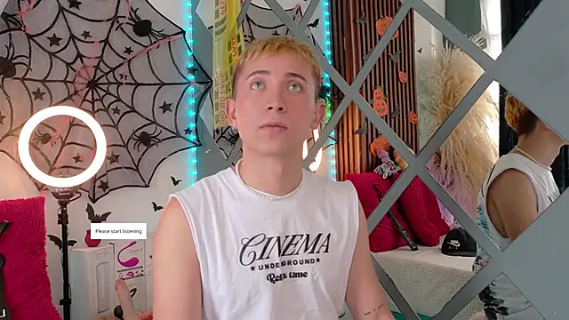 Snapshot of Chris_Bennett chatting on October 20, 2025, 1:11 pm Chris Bennett online show from October 20, 2025, 1:11 pm