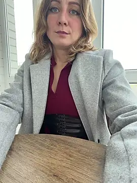 Snapshot of Puzdosia chatting on February 1, 2026, 7:39 am Puzdosia online show from February 1, 2026, 7:39 am