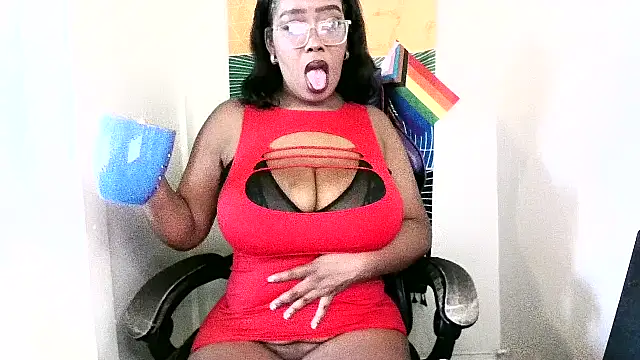 MistressKayy online show from September 9, 2025, 1:53 pm