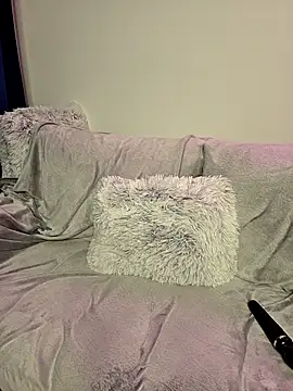 VickyDiamondx online show from October 14, 2025, 6:52 pm