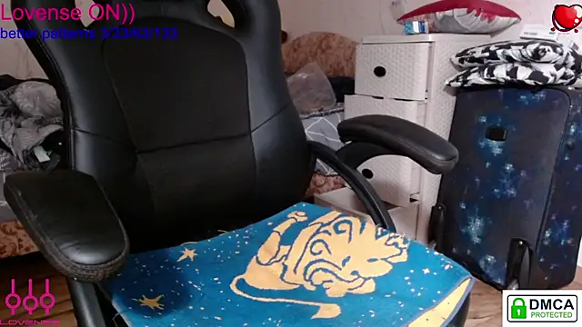 Snapshot of sweet_cute_cat chatting on March 9, 2025, 6:00 pm sweet cute cat online show from March 9, 2025, 6:00 pm
