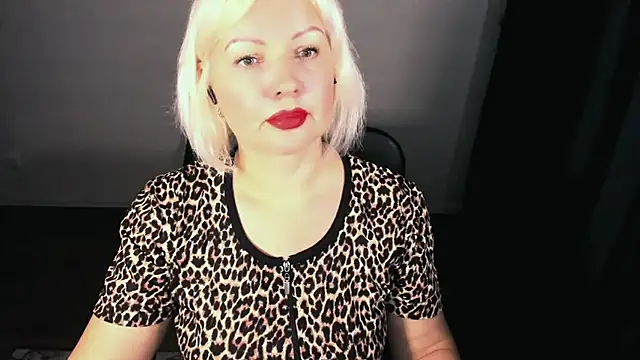 Angelaroberti3 online show from March 28, 2026, 5:58 pm