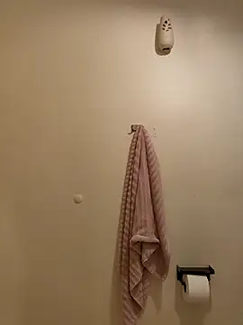 tropikboy online show from February 10, 2026, 9:41 am