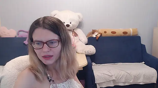 Snapshot of night_is_dark chatting on November 20, 2025, 5:46 pm night is dark online show from November 20, 2025, 5:46 pm