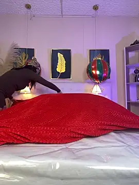 Snapshot of valerie_lya chatting on November 15, 2025, 8:24 pm valerie lya online show from November 15, 2025, 8:24 pm