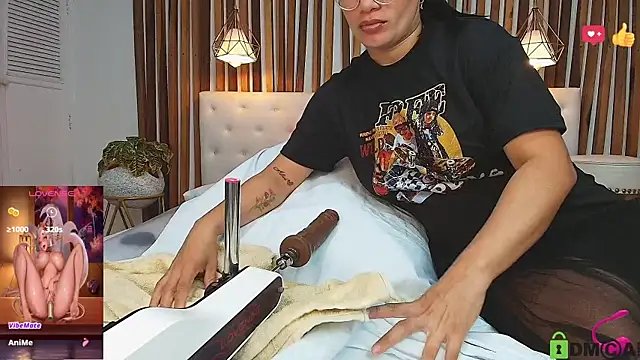 Snapshot of valerie_lya chatting on January 11, 2026, 12:23 pm valerie lya online show from January 11, 2026, 12:23 pm