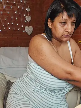 Lilybanx online show from April 18, 2026, 8:27 am