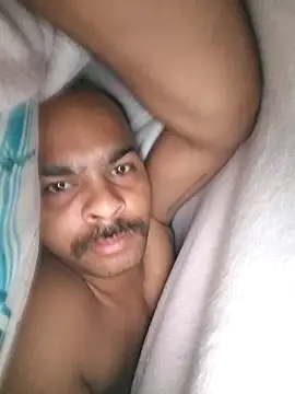 Vickyrajput009 online show from September 15, 2025, 4:02 am