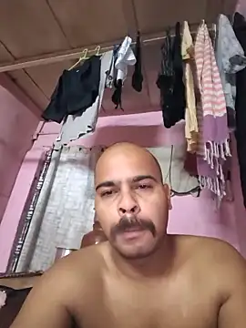 Vickyrajput009 online show from October 6, 2025, 9:54 am