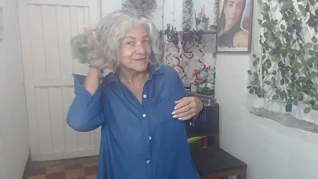 FunnyGrandma online show from October 24, 2025, 12:20 am