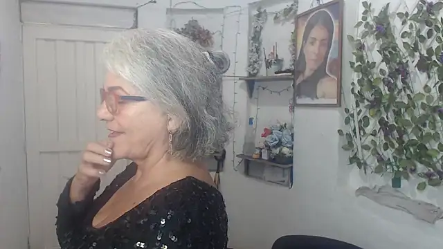 FunnyGrandma online show from October 3, 2025, 11:28 pm