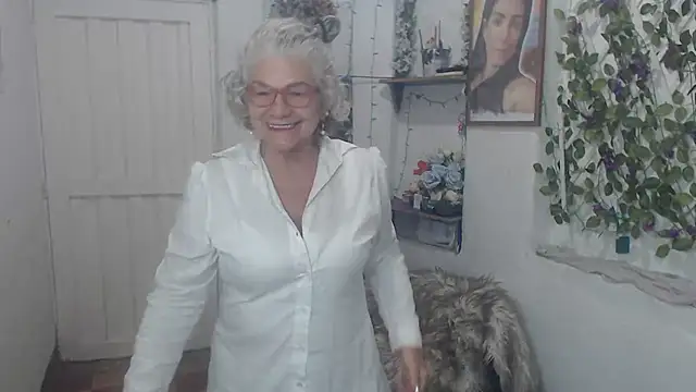 FunnyGrandma online show from October 18, 2025, 2:35 am