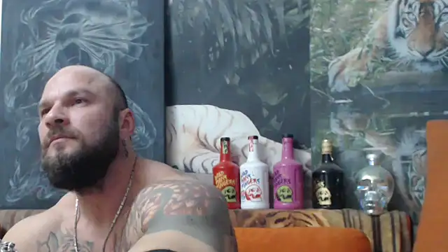 Snapshot of viking_30 chatting on October 21, 2025, 7:02 pm viking 30 online show from October 21, 2025, 7:02 pm