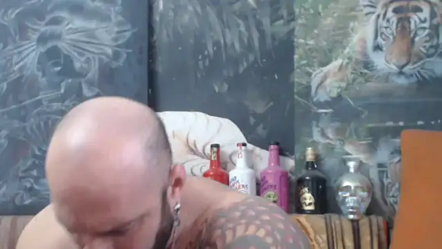 Snapshot of viking_30 chatting on November 16, 2025, 7:24 am viking 30 online show from November 16, 2025, 7:24 am