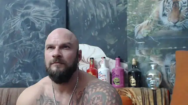 Snapshot of viking_30 chatting on October 25, 2025, 7:14 pm viking 30 online show from October 25, 2025, 7:14 pm