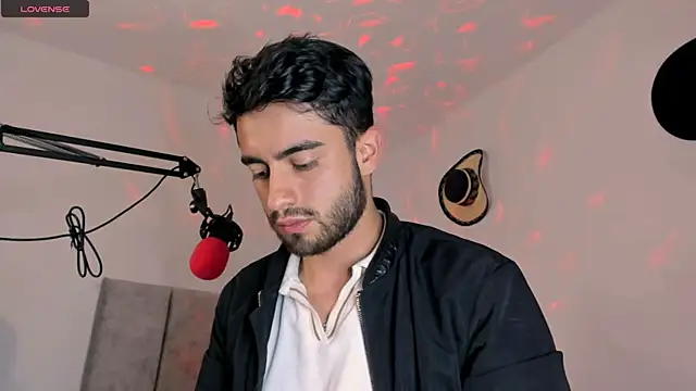 aydan hw online show from March 6, 2025, 9:09 pm