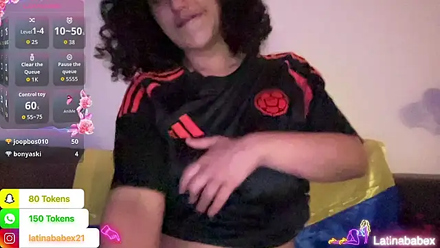 Snapshot of Latinababex chatting on June 27, 2026, 11:44 pm Latinababex online show from June 27, 2026, 11:44 pm