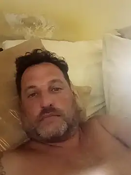 Snapshot of Reload_033 chatting on February 23, 2026, 1:55 pm Reload 033 online show from February 23, 2026, 1:55 pm