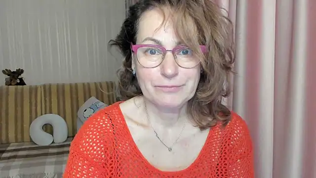 lauraoven online show from March 19, 2025, 7:29 am