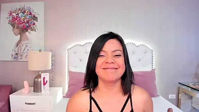 Snapshot of Sofiia_W26 chatting on September 24, 2025, 8:48 pm Sofiia W26 online show from September 24, 2025, 8:48 pm