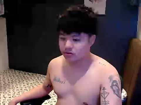 Snapshot of ASIANken911 chatting on October 20, 2025, 3:34 pm ASIANken911 online show from October 20, 2025, 3:34 pm