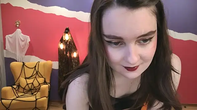 CloudGrace online show from October 28, 2025, 6:18 pm