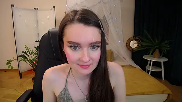 CloudGrace online show from March 16, 2025, 12:34 am