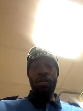 Snapshot of danieldonte chatting on November 16, 2025, 12:21 pm danieldonte online show from November 16, 2025, 12:21 pm