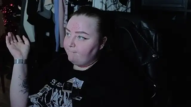 Snapshot of EMMA__CONNOR chatting on November 27, 2025, 7:47 pm EMMA CONNOR online show from November 27, 2025, 7:47 pm