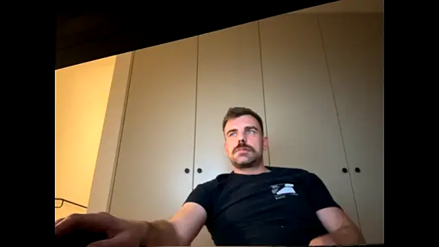 mrbigballs online show from October 29, 2025, 10:20 pm