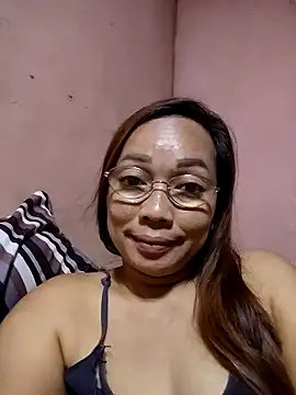 Snapshot of asianwet4u chatting on February 8, 2026, 2:15 pm asianwet4u online show from February 8, 2026, 2:15 pm