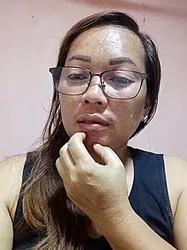 Snapshot of asianwet4u chatting on February 26, 2026, 10:04 am asianwet4u online show from February 26, 2026, 10:04 am